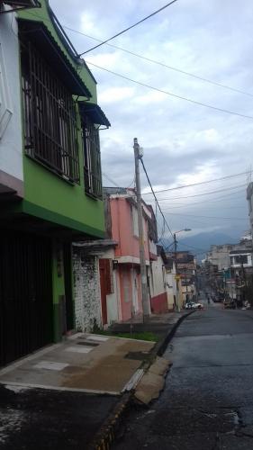 Vendo casa muy central 2 plantas independientes 