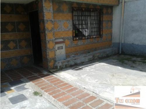 CASA 104M2 PARA CONSTRUIR EDIFICIO DE 6PISO. ASI ES TU CASA