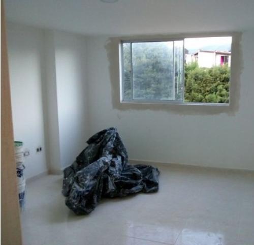 APARTAESTUDIO 44M2 , MAS PARQUEADERO, sector: LA ESTRELLA. ASI ES TU CASA