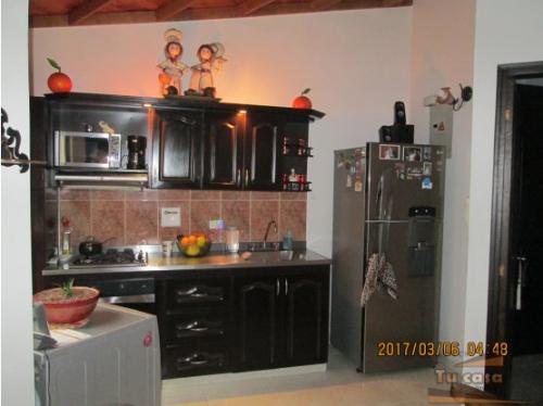 APARTAMENTO NIVEL 6 SIN ASCENSOR EN SABANETA	