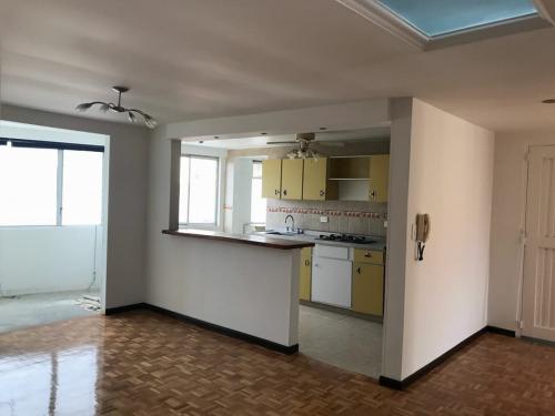 APARTAMENTO CON EXCELENTE UBICACION ¡¡