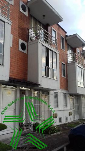 Vendo Apartamento Duplex, no se paga Administracion