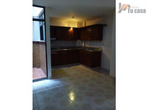 Apto 1 piso.. 100 m2 con parqueadero. ASI ES TU CASA