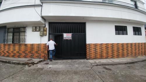 Arriendo bodega Dosquebradas de 111 metros2