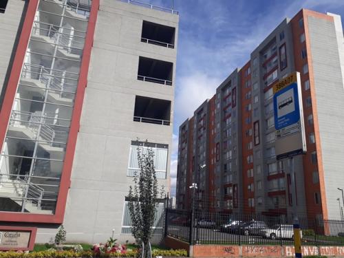 ARRIENDO APTO CONJUNTO CORUÑA RESERVADO - TINTAL KR 92 CL 8A