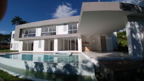 Vendo o arrendo Casa Campestre Malabar Cerritos Pereira