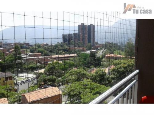 Apto 1 hab de 43 m2 + parqueadero de moto