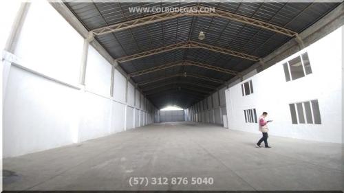Arriendo bodega 2250 metros2 Dosquebradas ubicación comercial e industrial