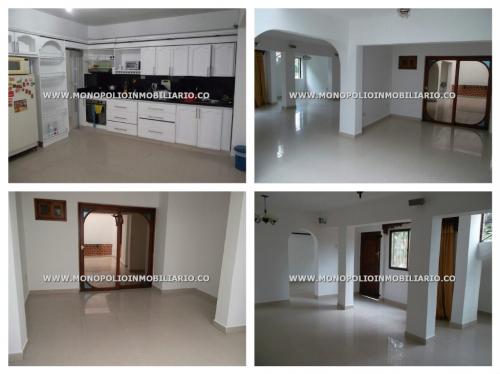 CASA PARA LA VENTA EN MEDELLIN CALASANZ COD 8327
