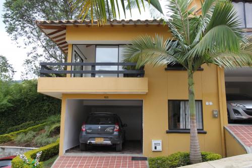 Vendo Casa Esquinera