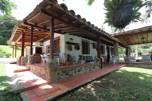 Vendo Finca en Copacabana