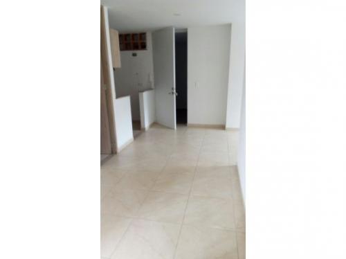 Apto 77 m2 3 hab cerca de estación San Javier. ASI ES TU CASA