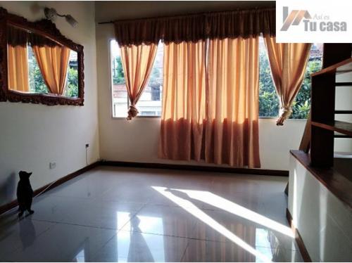 Preciosa Casa 2 piso 4 habitaciones. ASI ES TU CASA