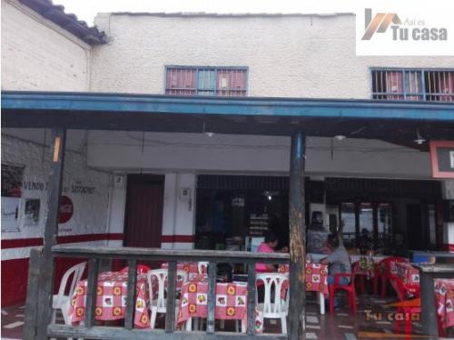 CASA CON LOCAL LA ESTRELLA $320 MILLONES. ASI ES TU CASA