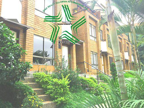 Vendo casa 3 Niveles sector de el Poblado Medellin Antioquia