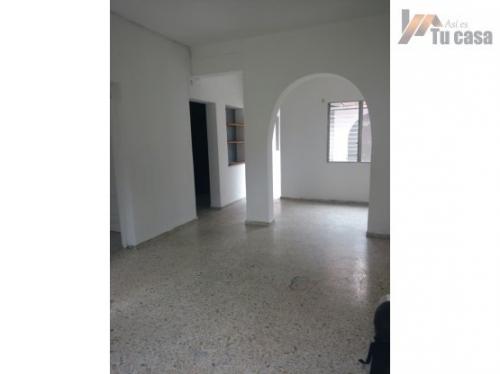 Casa 2 alturas 192m2 para Remodelar. ASI ES TU CASA