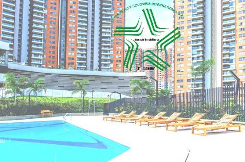 Vendo Apartamento en excelente club social de Medellìn