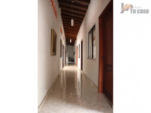 Casa de 320 4 hab, + Apartaestudio interno. ASI ES TU CASA