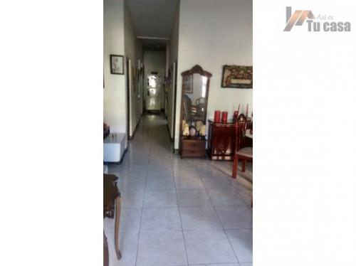 Casa de 300 m2 1°-2°-3°. ASI ES TU CASA