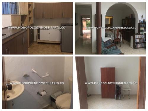 CASA UNIFAMILIAR EN VENTA - BELEN LAS MERCEDES COD: 13125
