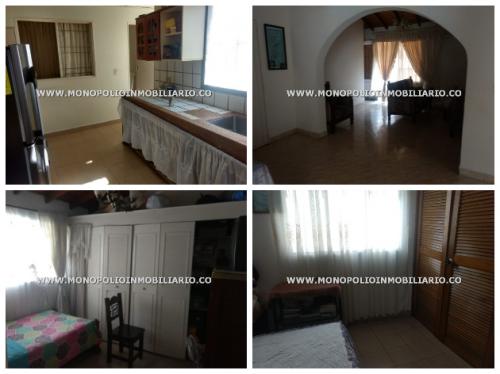 CASA BIFAMILIAR EN VENTA - PABLO VI SANTA CRUZ COD: 12860