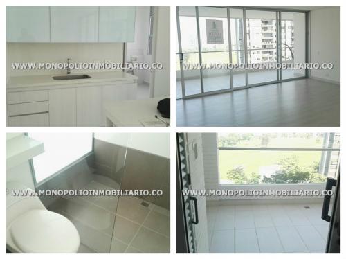 APARTAMENTO EN VENTA - EL POBLADO EL CASTILLO COD: 10556****