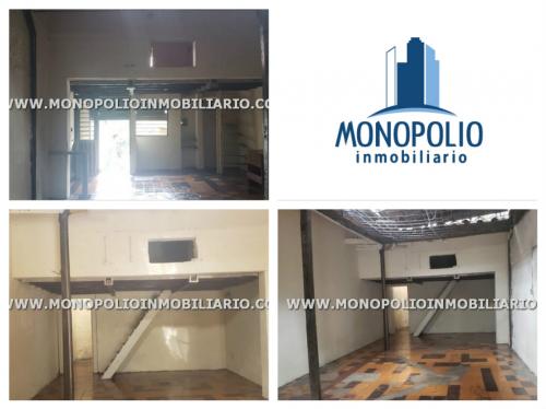 LOCAL EN ARRENDAMIENTO - LAS PALMAS LOS HUESOS COD $$**: 10547