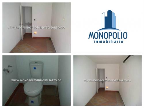 COMODO LOCAL EN ARRENDAMIENTO - EL ESTADIO COD $$**: 11033