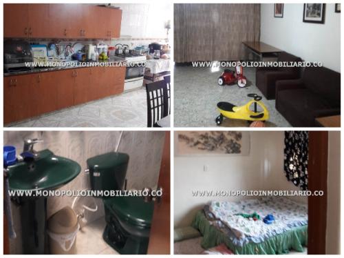 CASA LOTE EN VENTA - LAURELES NOGAL COD 12278