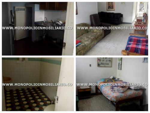 CASA  BIFAMILIAR EN VENTA - LA AMERICA MEDELLIN COD 12454