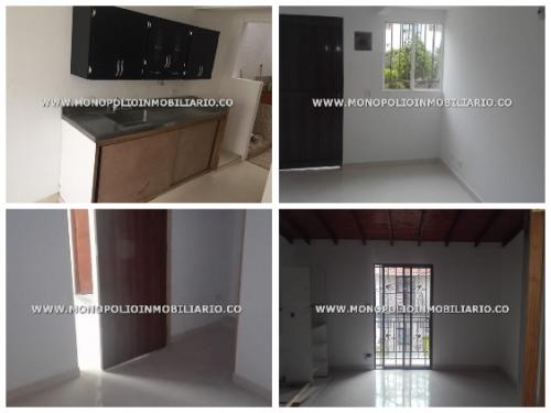 CASA UNIFAMILIAR EN VENTA - ROBLEDO EL CUCARACHO COD: 14215