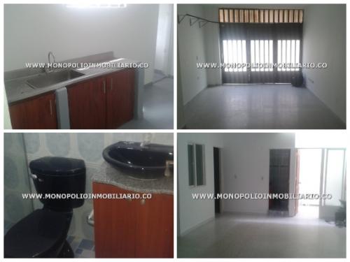 LOCAL EN VENTA - BELEN LOS ALPES **COD** 13231