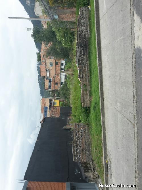 Colombia-Bogotá, Barrio  los pinares-Miraflores