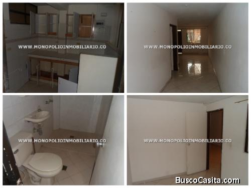 CASA BIFAMILIAR EN VENTA - MANRIQUE MEDELLIN **COD** 12285