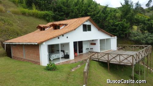 Finca en el Peñol con acceso a la represa 