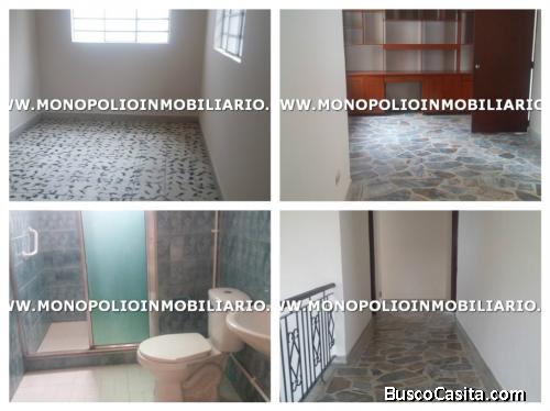 CASA BIFAMILIAR PARA ALQUILER EN MEDELLIN - BELEN COD:  7849