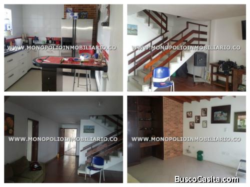  CASA PARA LA RENTA EN LOS COLORES MEDELLIN COD: 8604