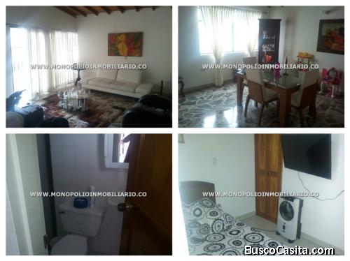 CASA PARA LA RENTA EN MEDELLIN - SIMON BOLIVAR COD:  8646