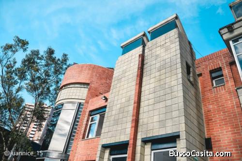 Venta de casa campestre en el Poblado, Medellin, en el sector de la Calera 