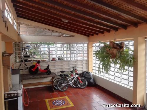 Casa de 3 hab en Montebello1