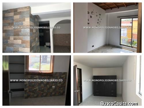 CASA UNIFAMILIAR EN VENTA - SECTOR LA AURORA, ROBLEDO &&& COD: $$%%&& 15268