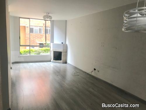 SUPER GANGA! CASA  EN ALAMEDA NORTE - REMODELADA COMO NUEVA-NEGOCIABLE