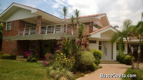 Excelente Casa Campestre, Las Mercedes, Jamundí (Valle)