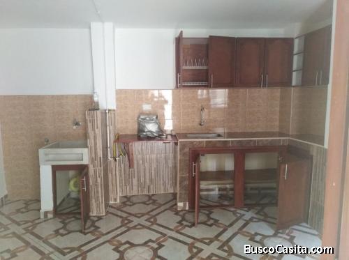  Publicado Apartamento 2 hab en interior de edificio