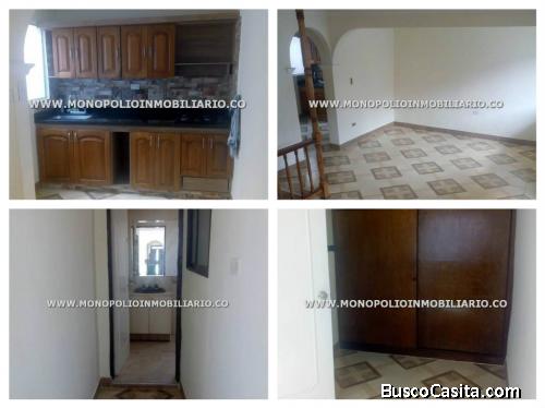 CASA BIFAMILIAR EN VENTA - SECTOR MANRIQUE, MEDELLIN COD: 15979