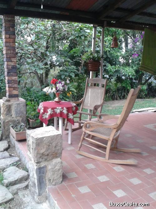 Vendo finca de descanso cerca a Sasaima.e