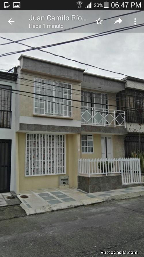 Casa remodelada con tres rentas