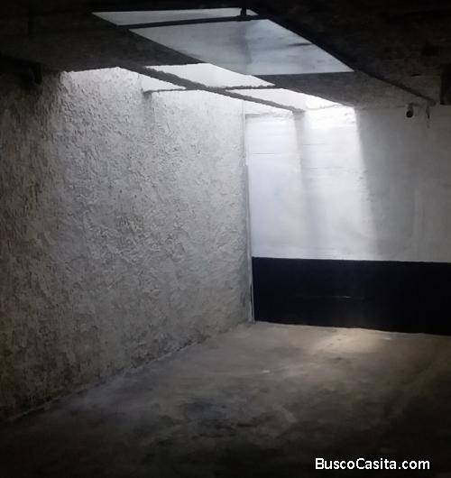 Arriendo Parqueadero, barrio Chico