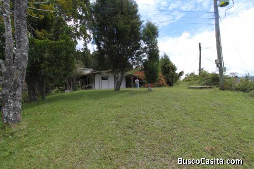 Casa lote en Guarne, vereda Hojas Anchas