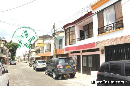 Vendo Casa grande barrio Corales Pereira